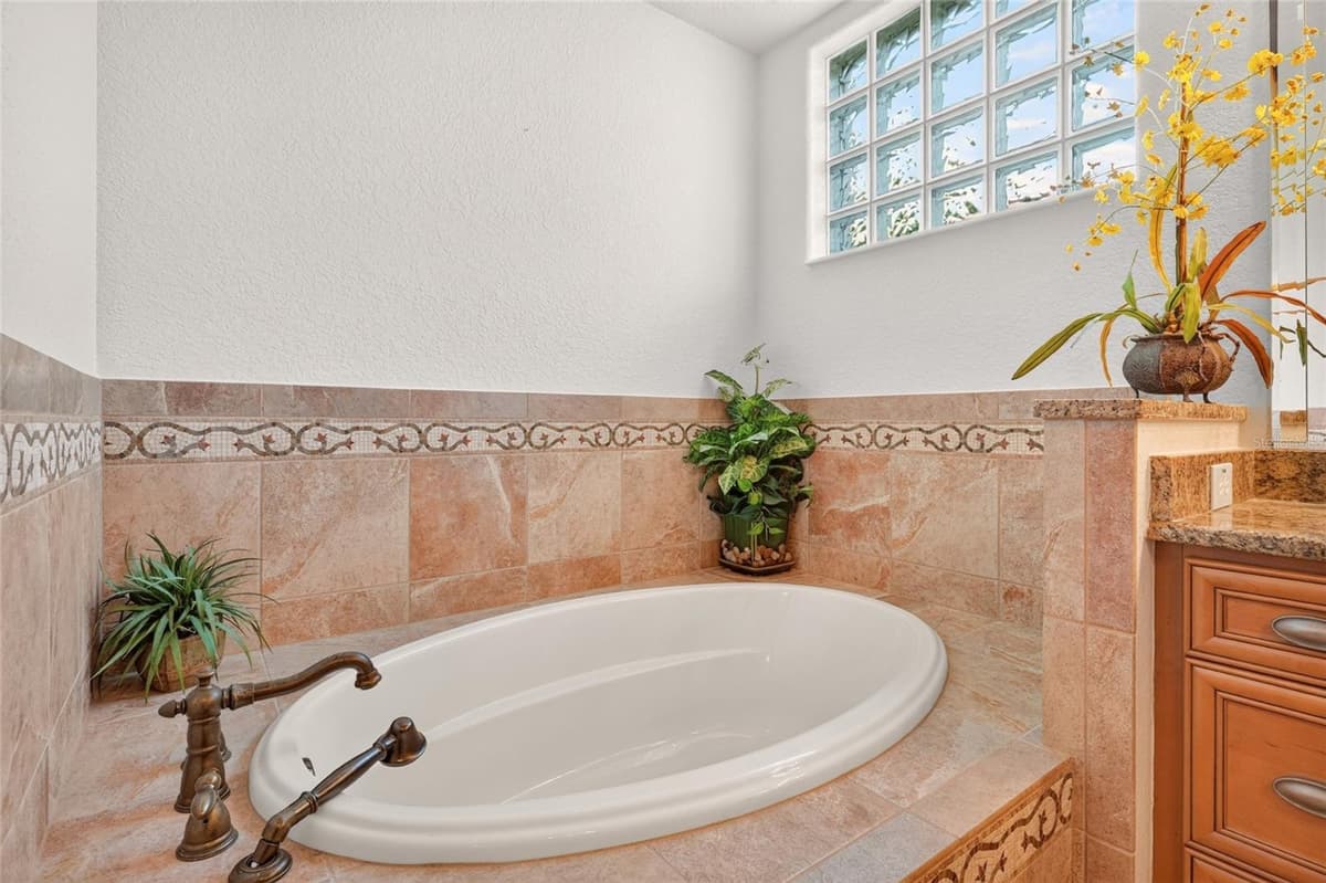 2063 LAKE RIDGE DRIVE — photo 36 of 75