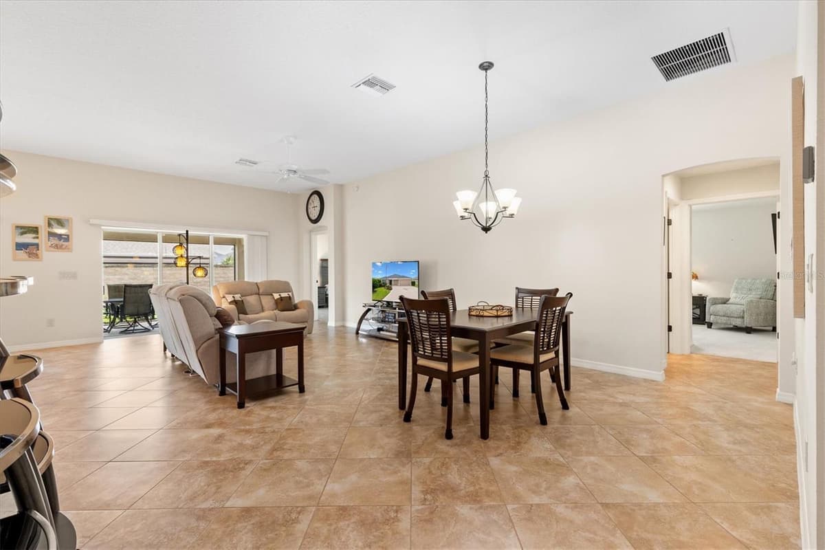 5996 DELPHINA LOOP — photo 8 of 41