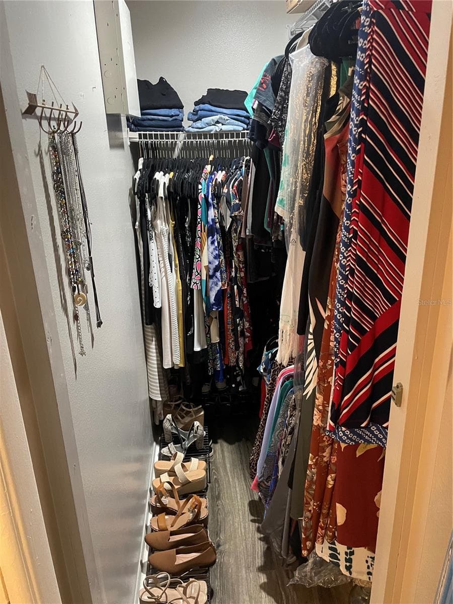 2131 RIDGE ROAD — photo 14 of 30