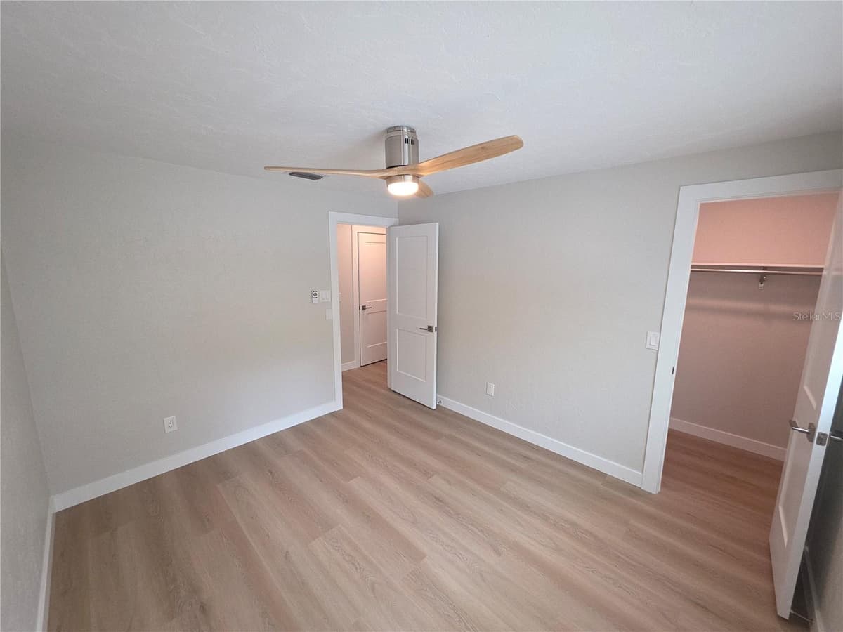 63 OAKWOOD DRIVE — photo 28 of 52