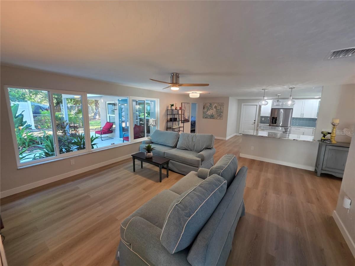 63 OAKWOOD DRIVE — photo 17 of 52