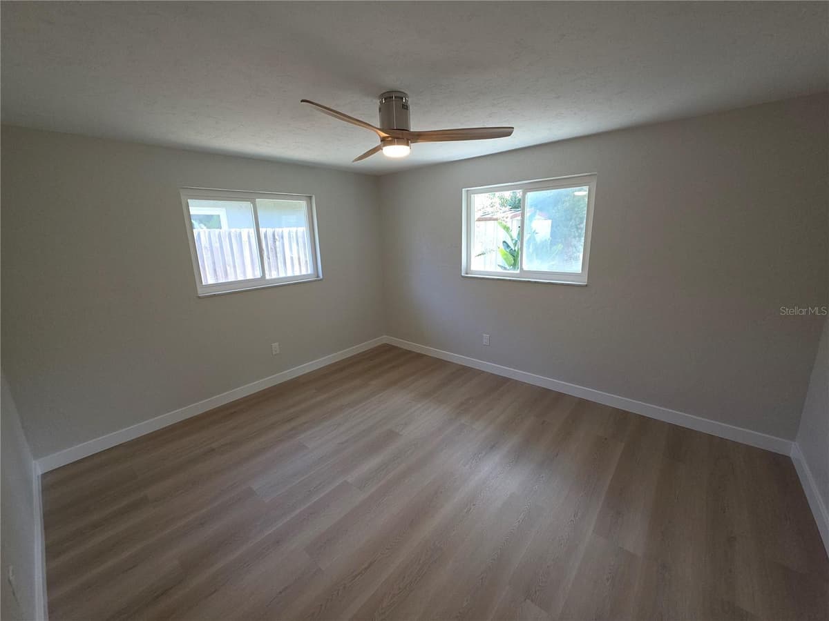 63 OAKWOOD DRIVE — photo 19 of 52