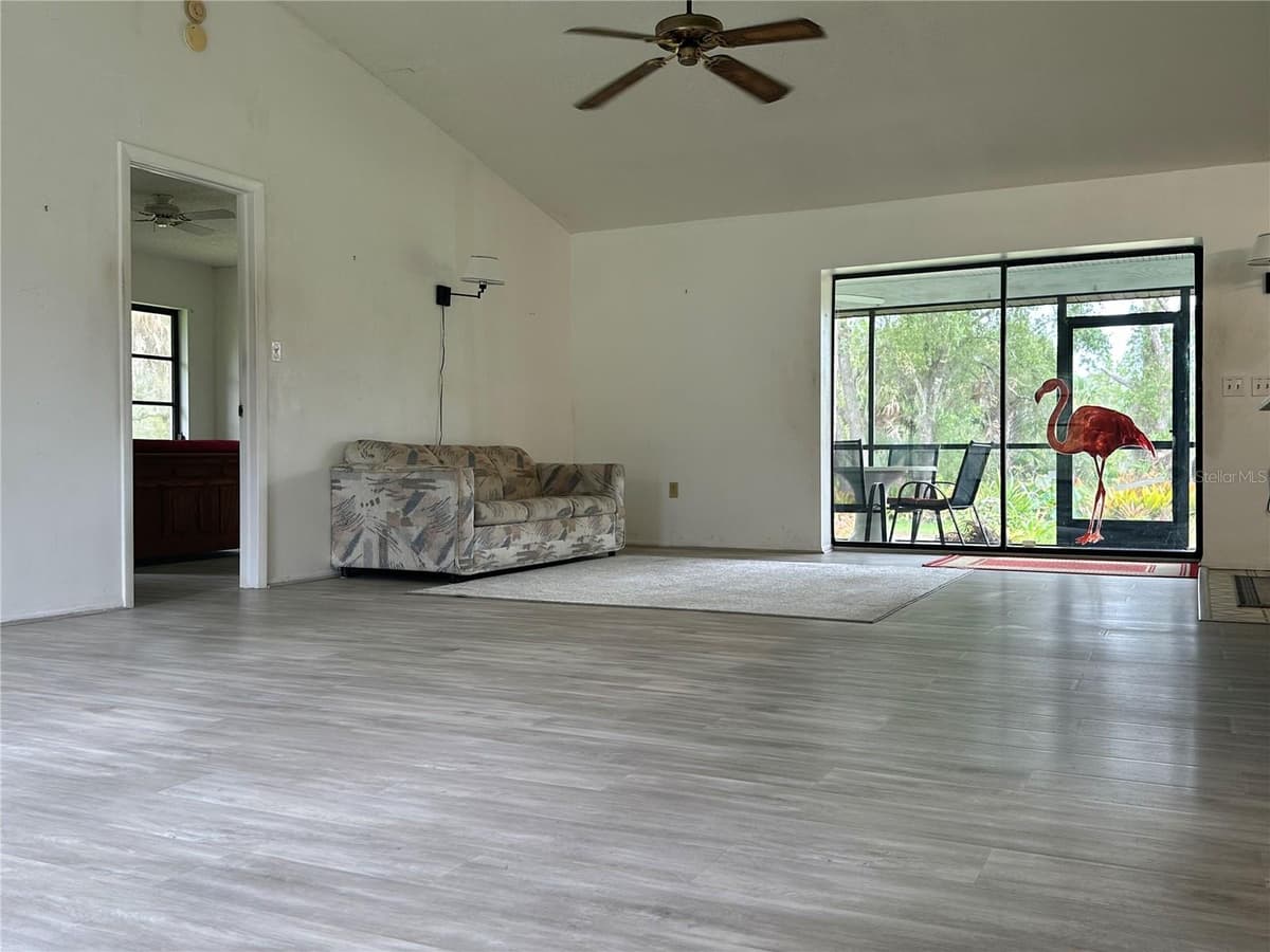 13075 BATLIN AVENUE — photo 15 of 36