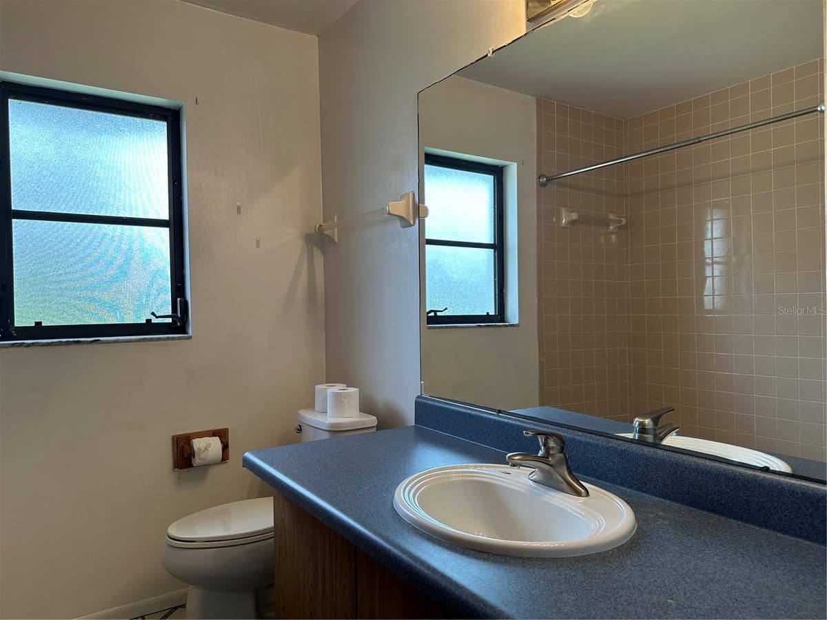 13075 BATLIN AVENUE — photo 25 of 36