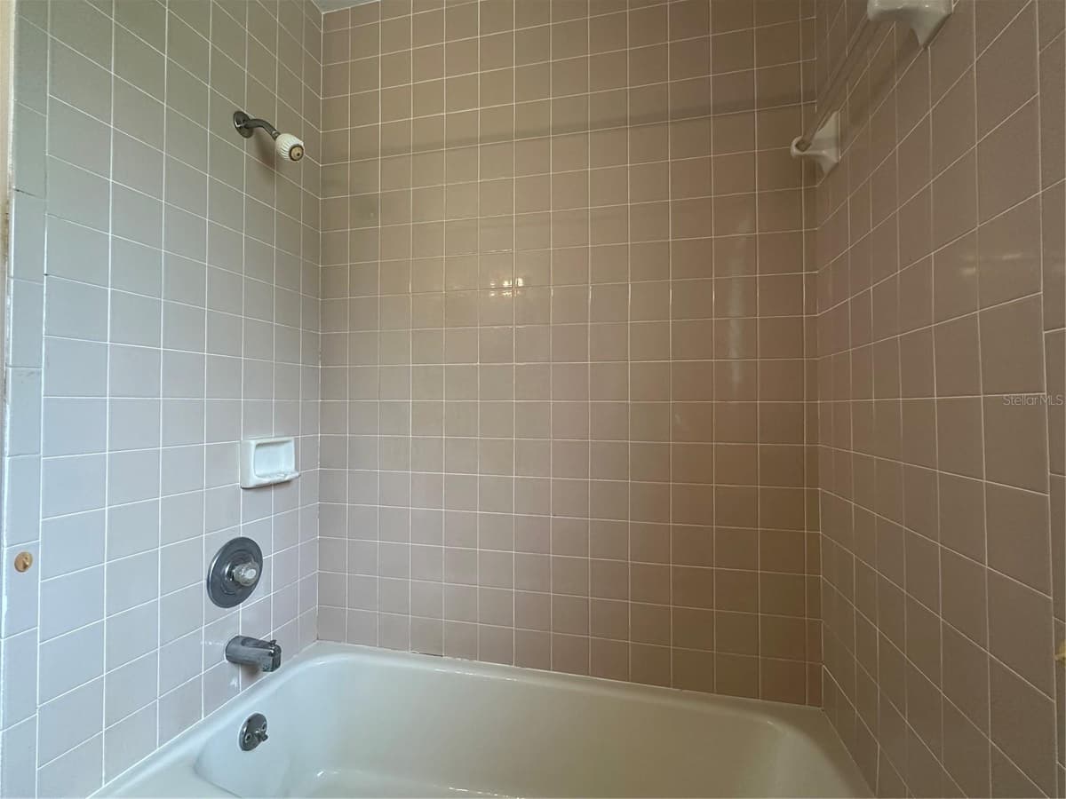 13075 BATLIN AVENUE — photo 27 of 36