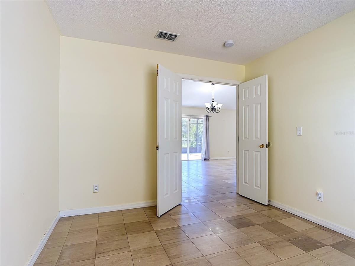 15405 MARGAUX DRIVE — photo 25 of 43