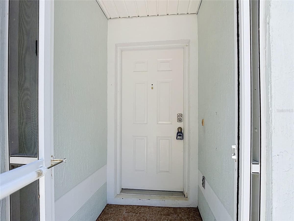 15405 MARGAUX DRIVE — photo 7 of 43