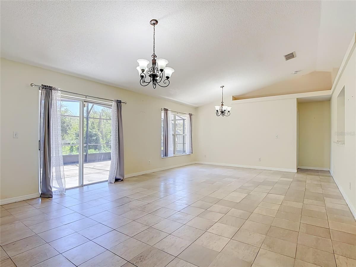 15405 MARGAUX DRIVE — photo 8 of 43
