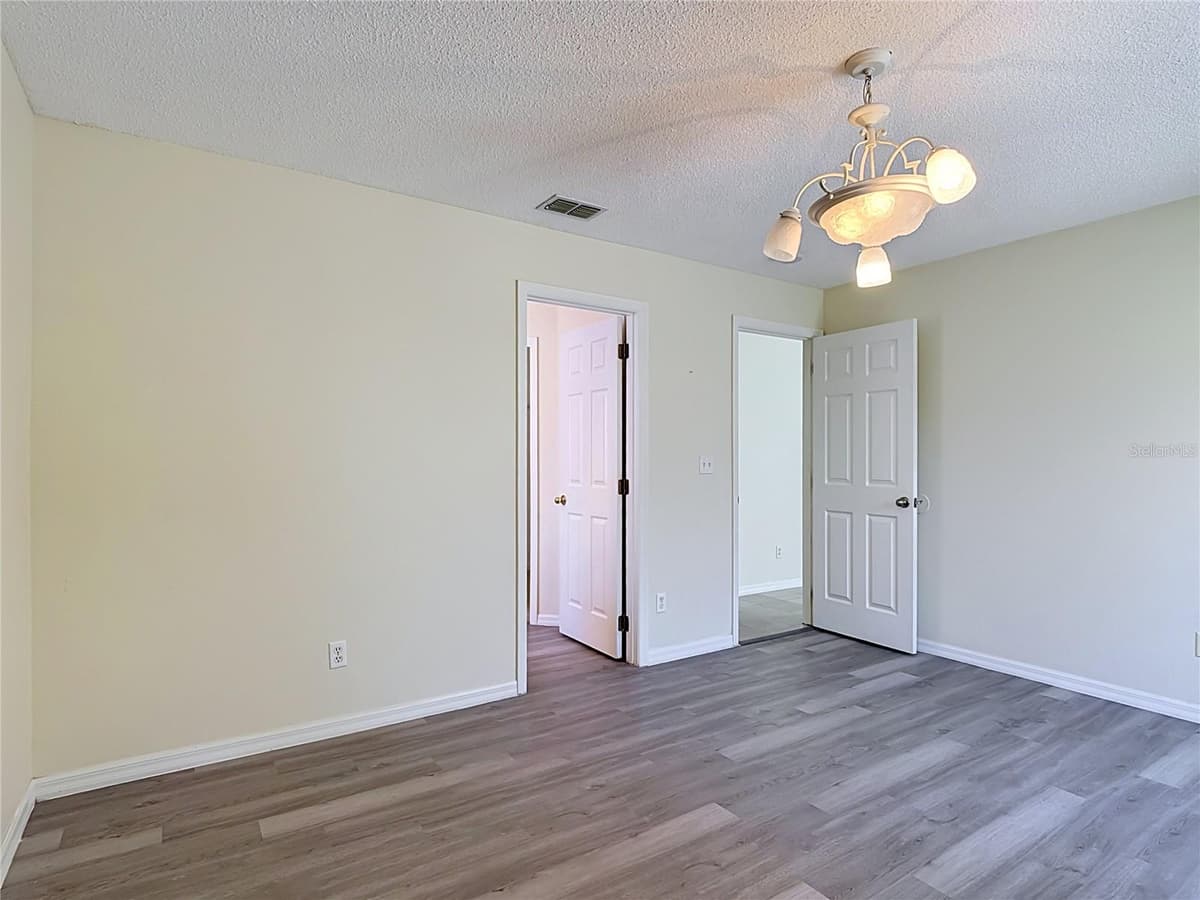 15405 MARGAUX DRIVE — photo 21 of 43