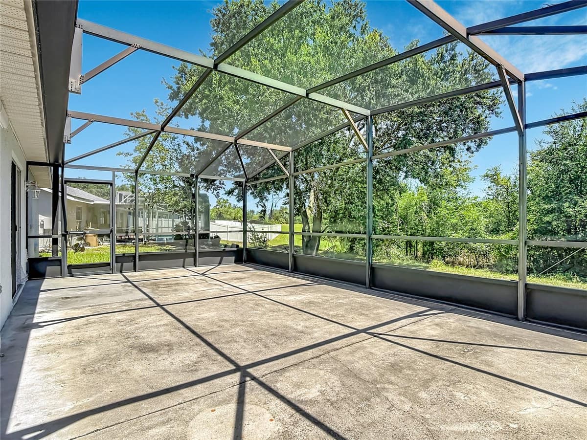 15405 MARGAUX DRIVE — photo 37 of 43