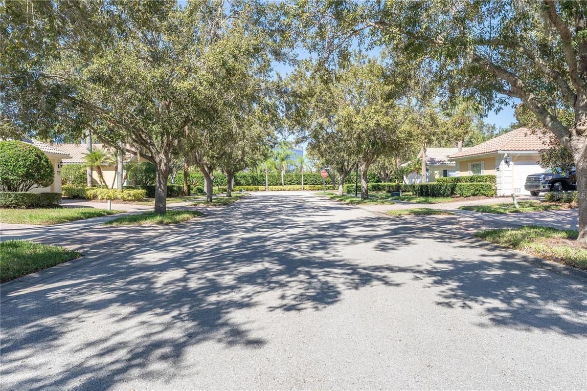 11731 EAGLE RAY LANE — photo 7 of 52