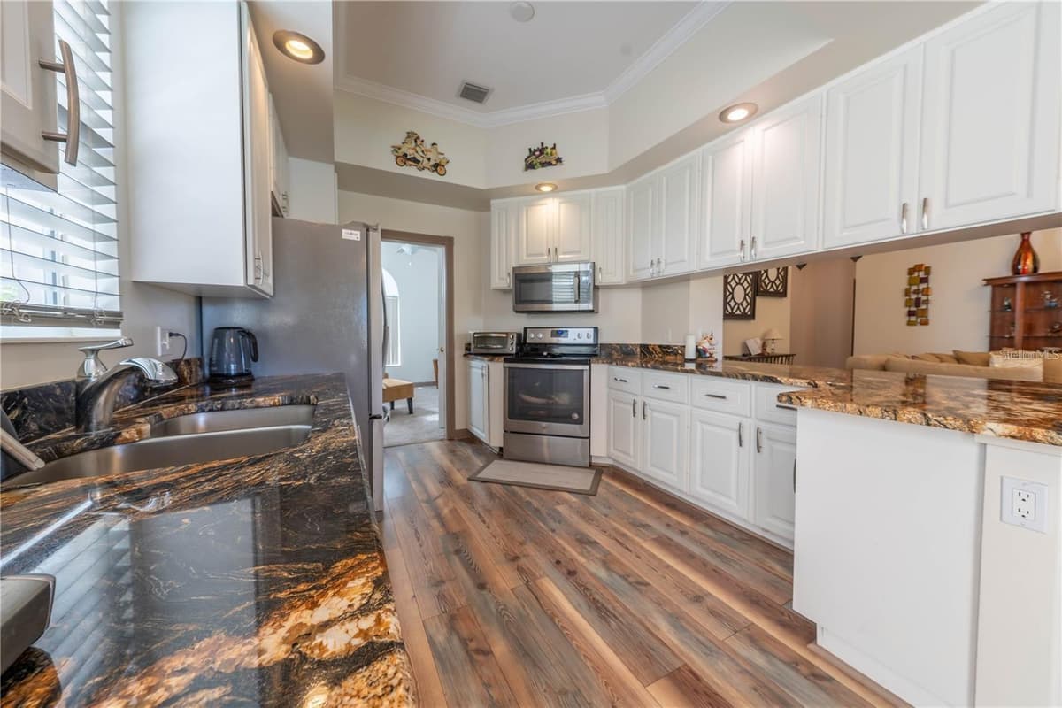 11731 EAGLE RAY LANE — photo 21 of 52