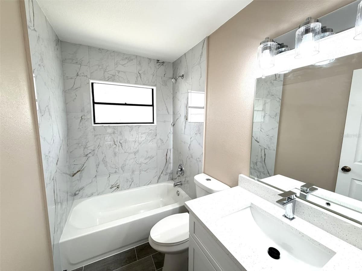 7916 RICHWOOD DRIVE — photo 8 of 15