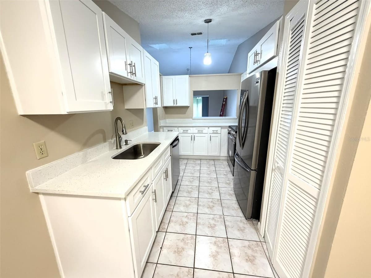 7916 RICHWOOD DRIVE — photo 7 of 15