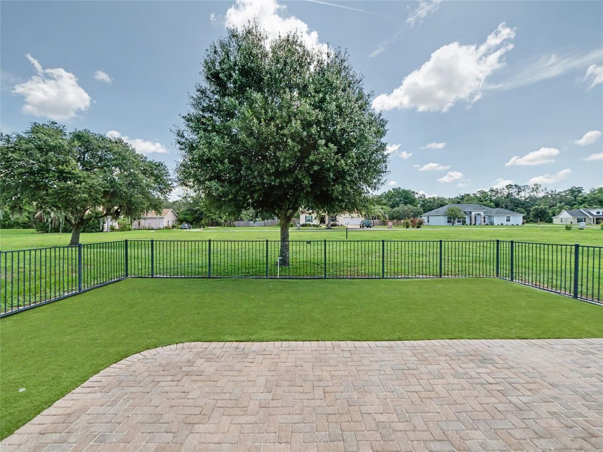 4814 CYPRESS SERENITY DRIVE — photo 25 of 32