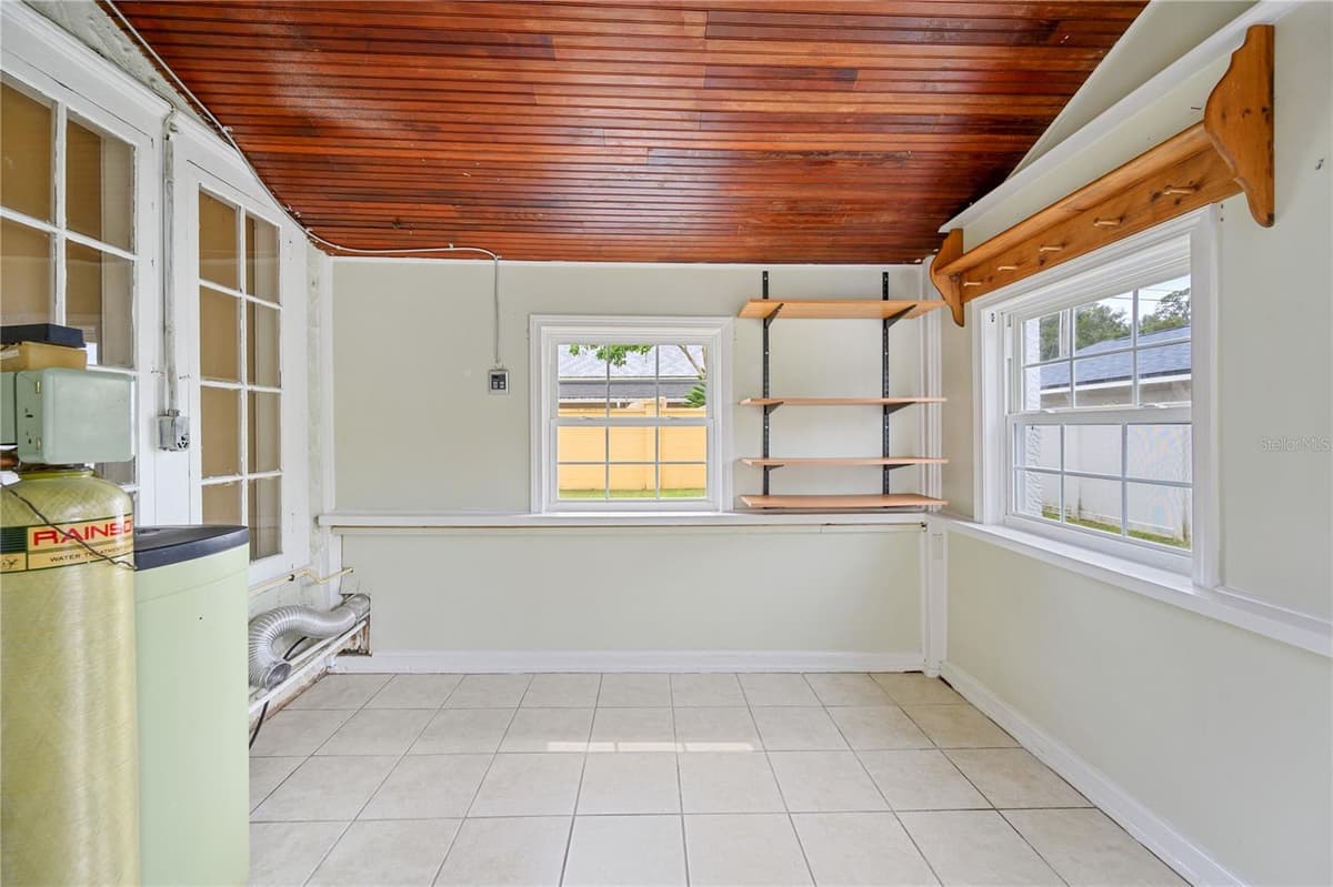 617 KERNEYWOOD STREET — photo 38 of 58