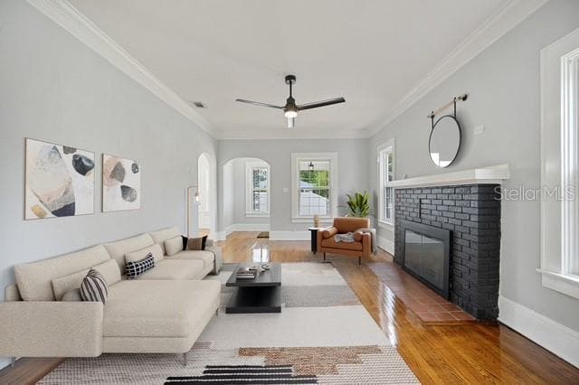 617 KERNEYWOOD STREET — photo 3 of 58