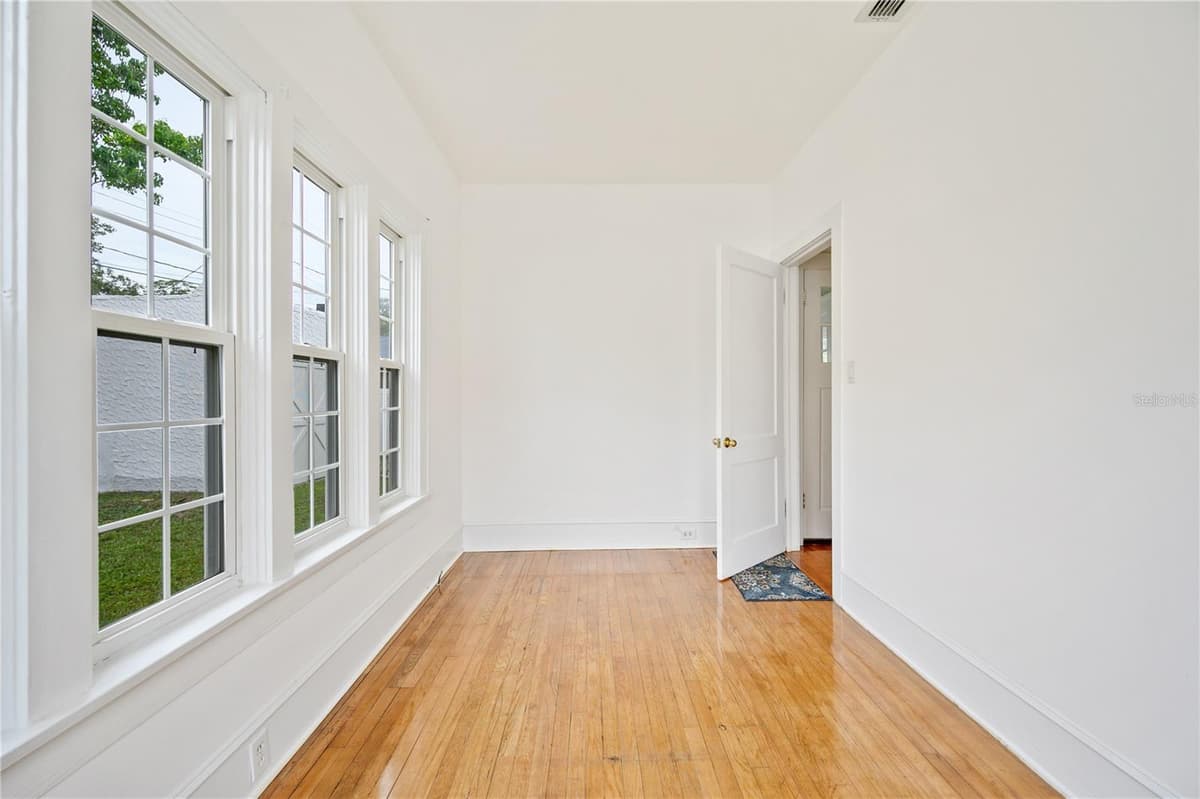 617 KERNEYWOOD STREET — photo 23 of 58