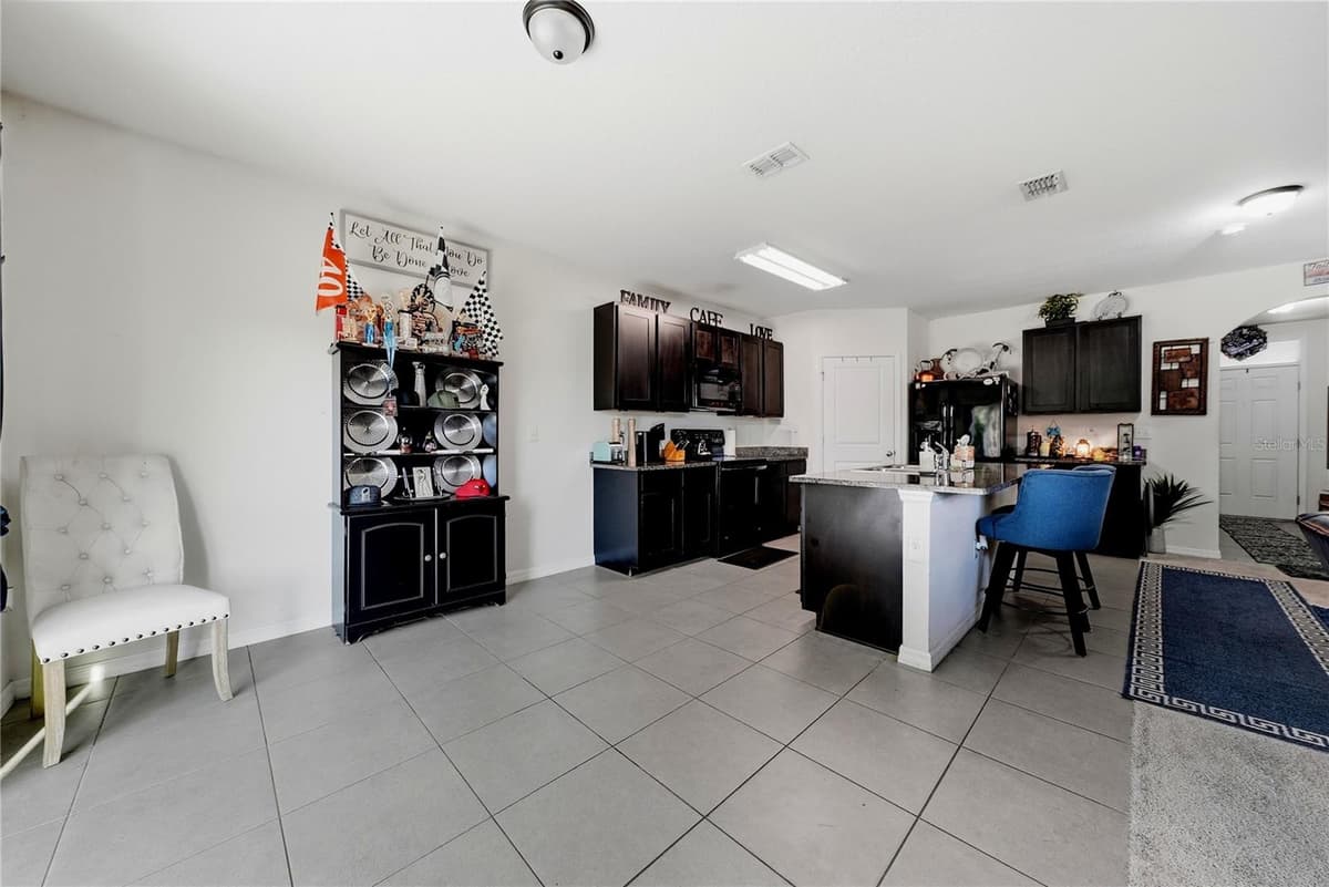 8128 HARWICH PORT LANE — photo 9 of 40