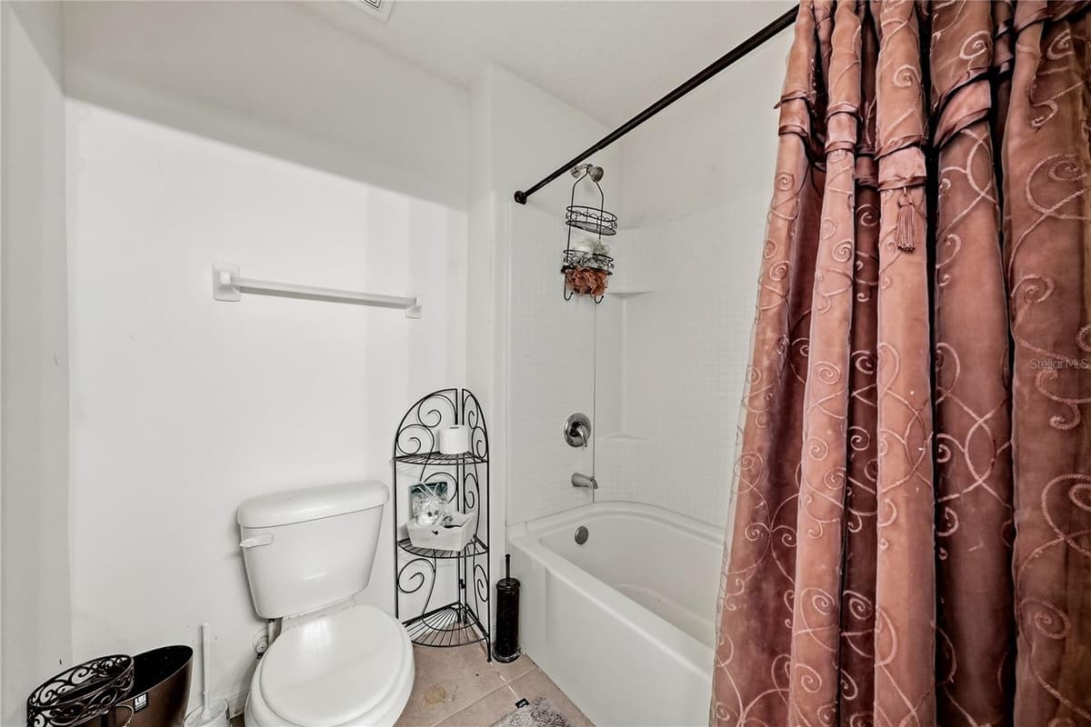 8128 HARWICH PORT LANE — photo 29 of 40