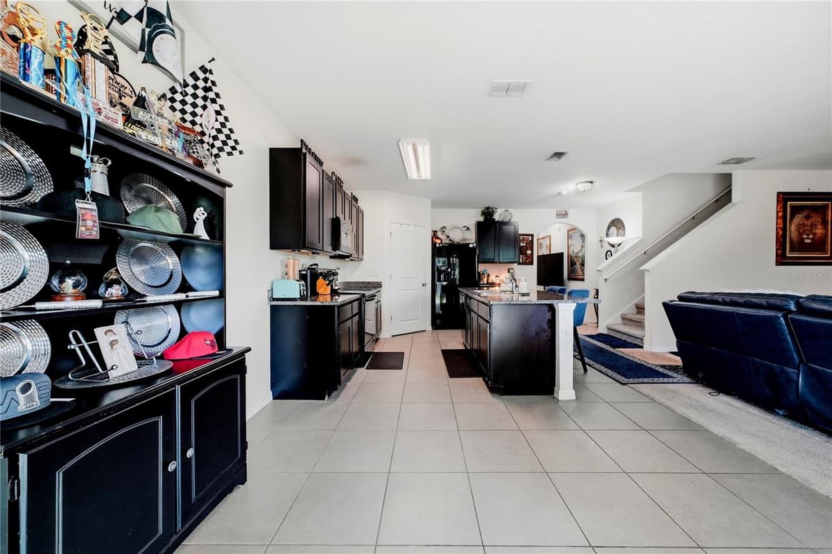 8128 HARWICH PORT LANE — photo 11 of 40