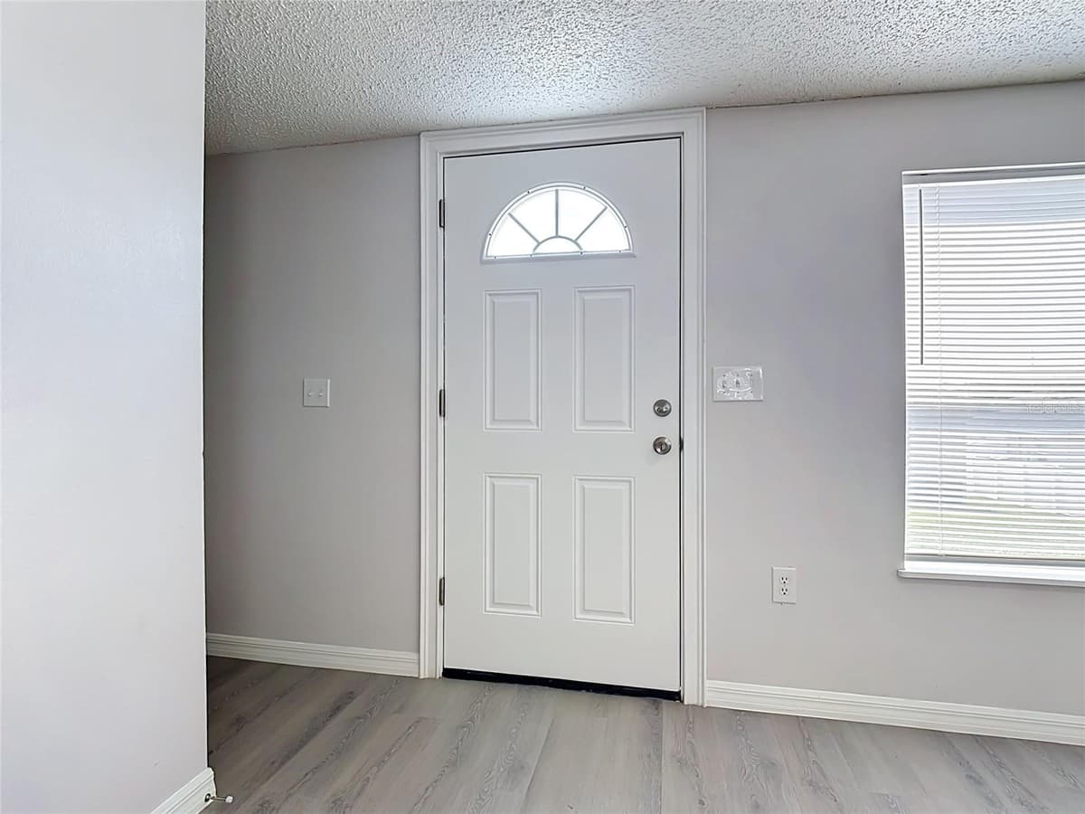 1406 FINNEY ROAD — photo 10 of 37