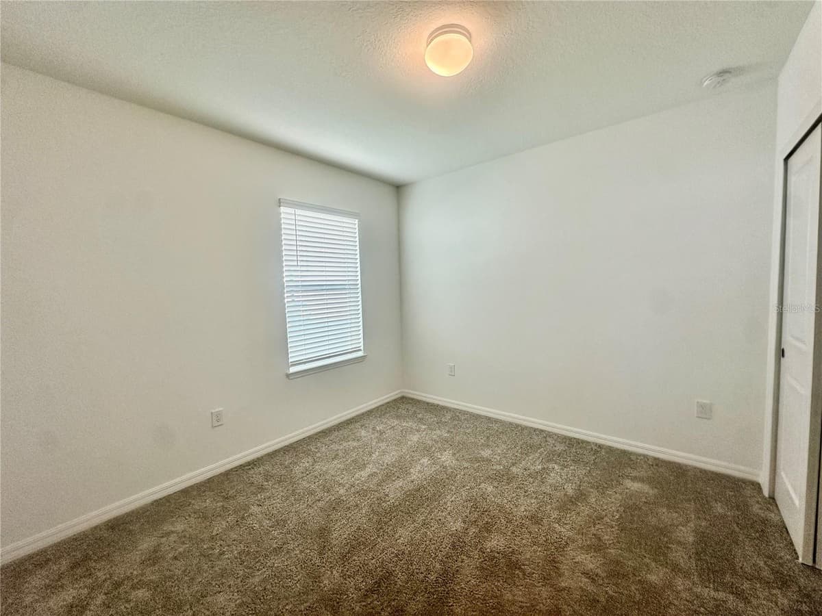 1066 SILVERLAKE BOULEVARD — photo 30 of 47