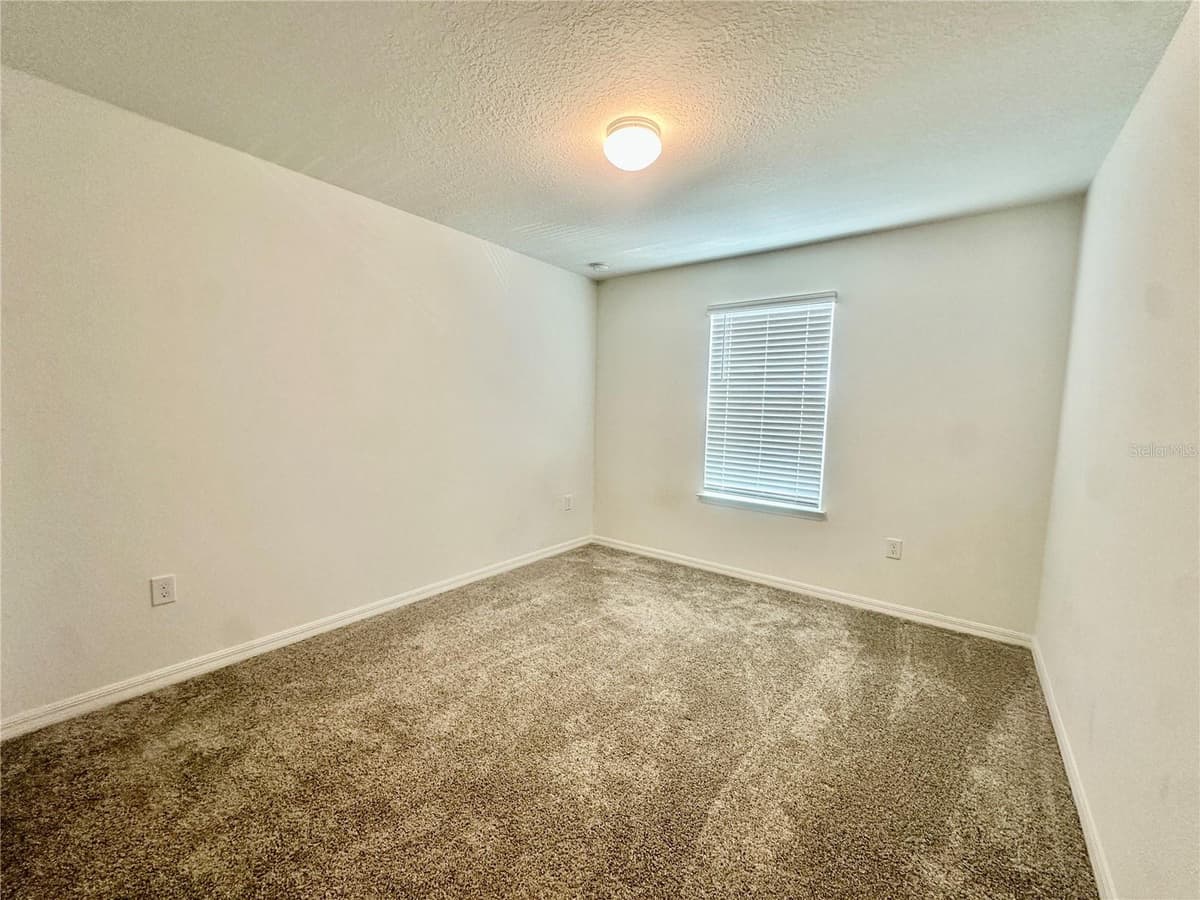1066 SILVERLAKE BOULEVARD — photo 25 of 47