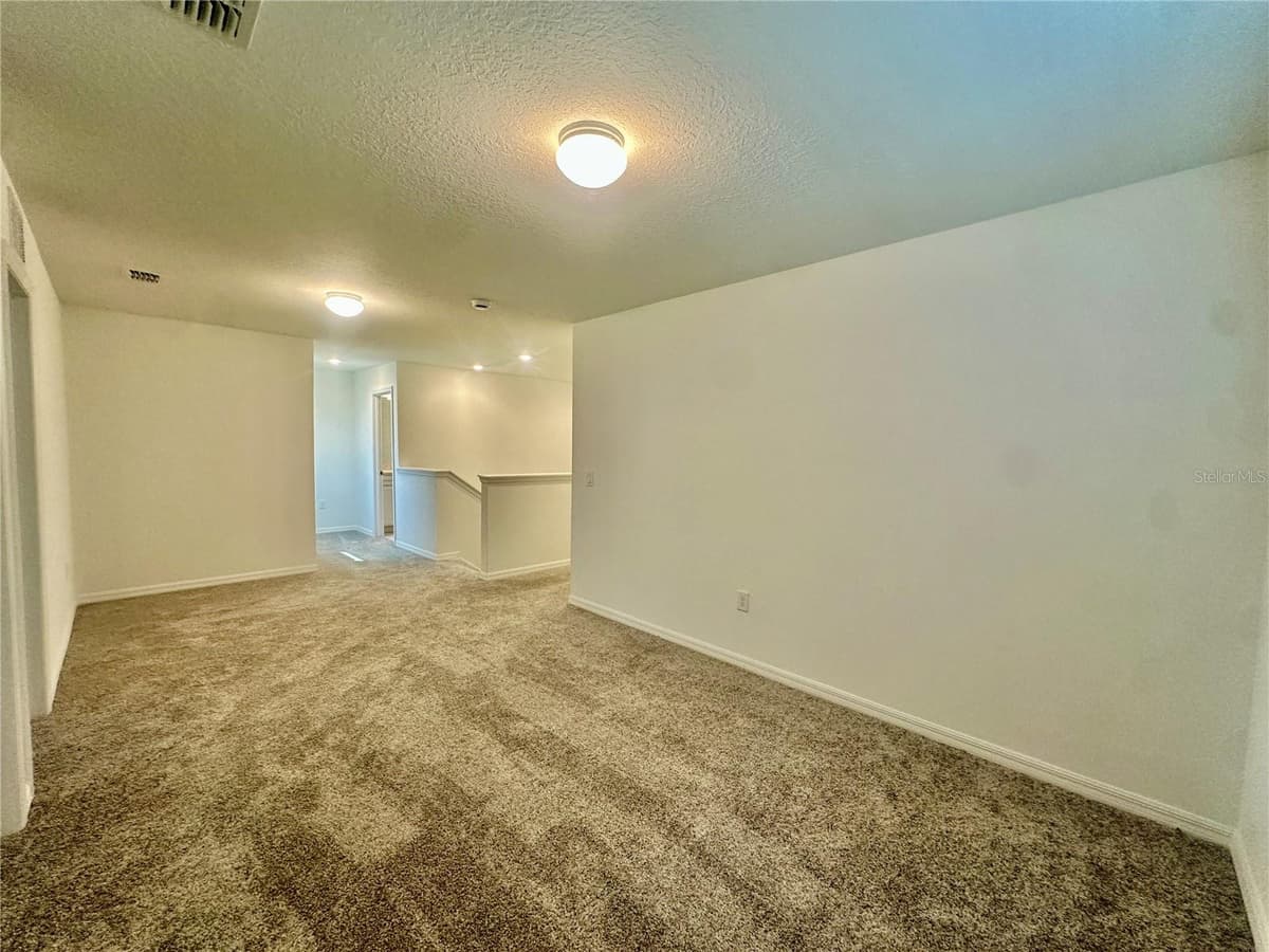 1066 SILVERLAKE BOULEVARD — photo 15 of 47