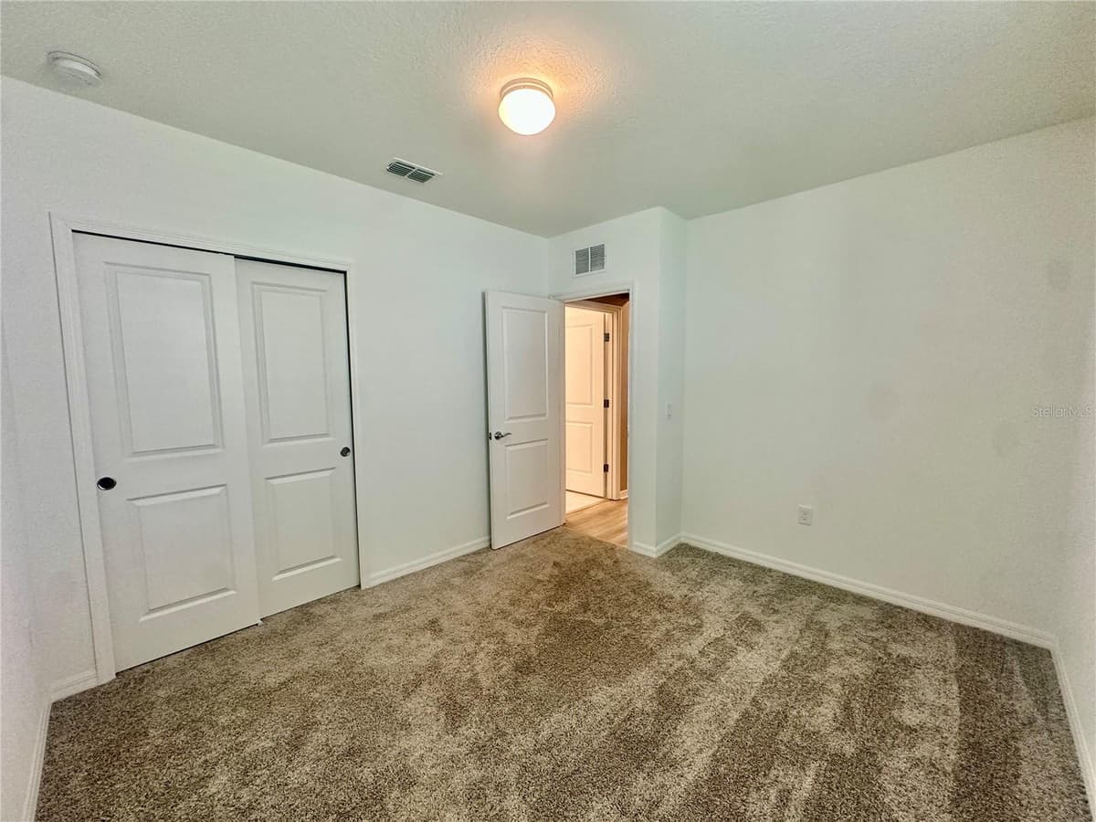 1066 SILVERLAKE BOULEVARD — photo 31 of 47