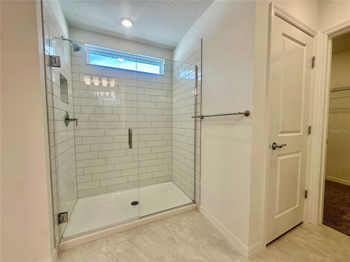 1066 SILVERLAKE BOULEVARD — photo 20 of 47