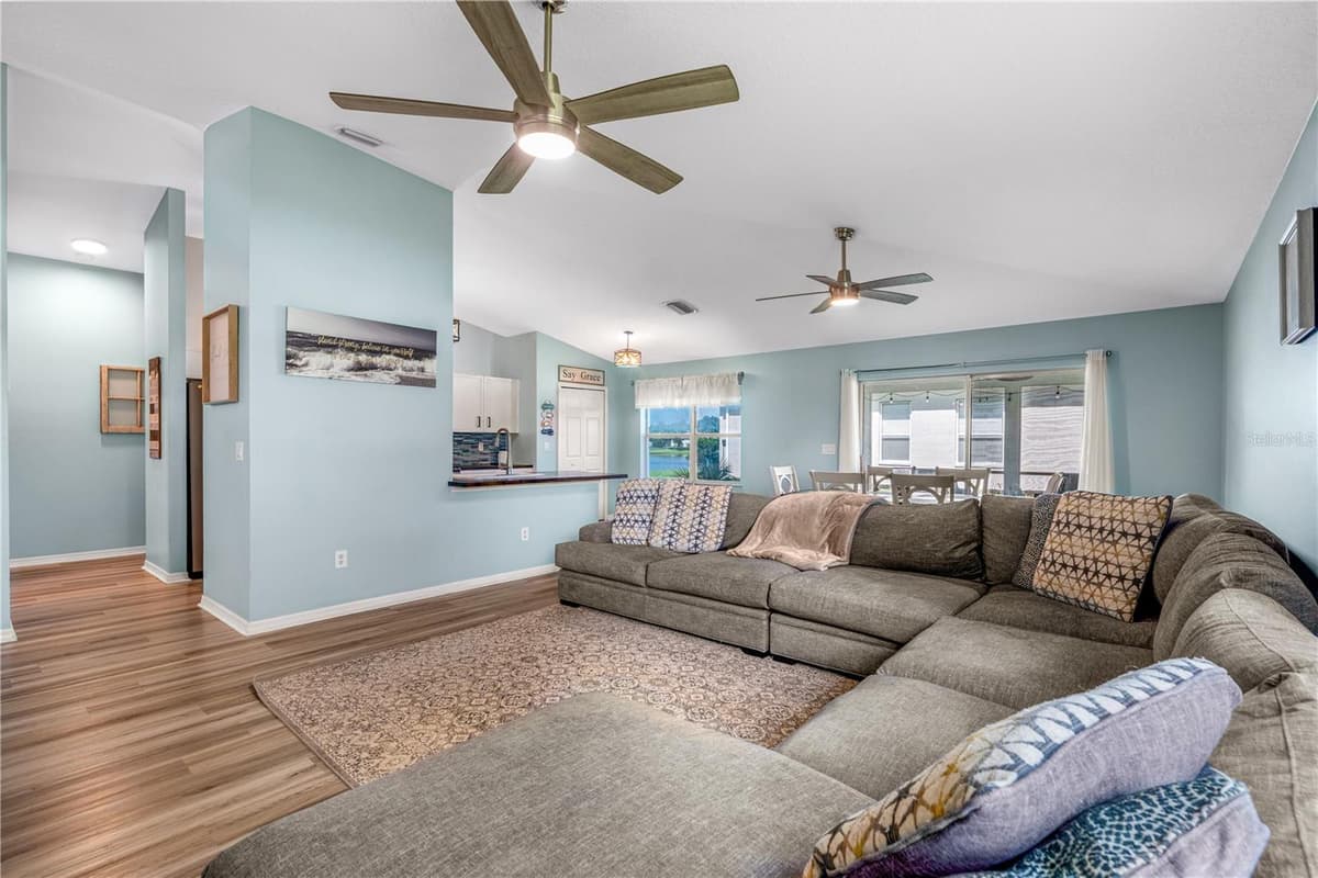6816 AMICI COURT — photo 16 of 40