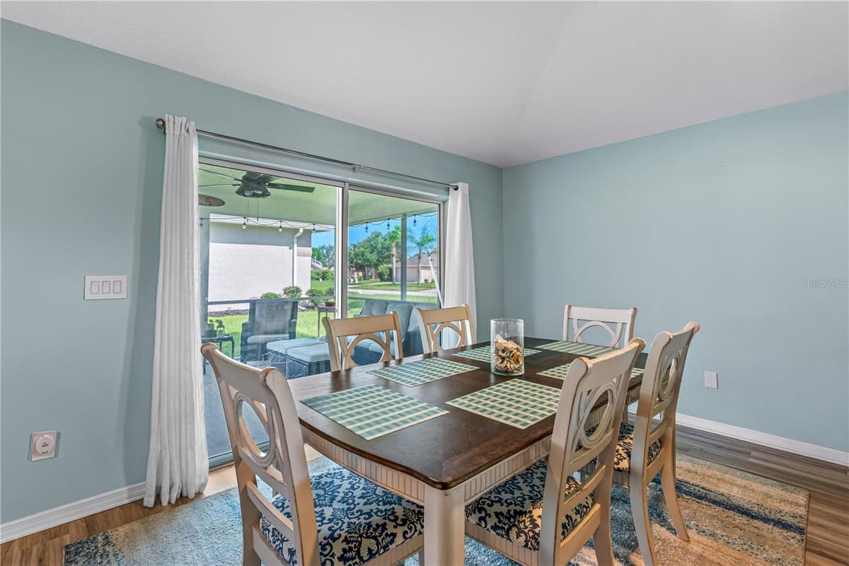 6816 AMICI COURT — photo 17 of 40
