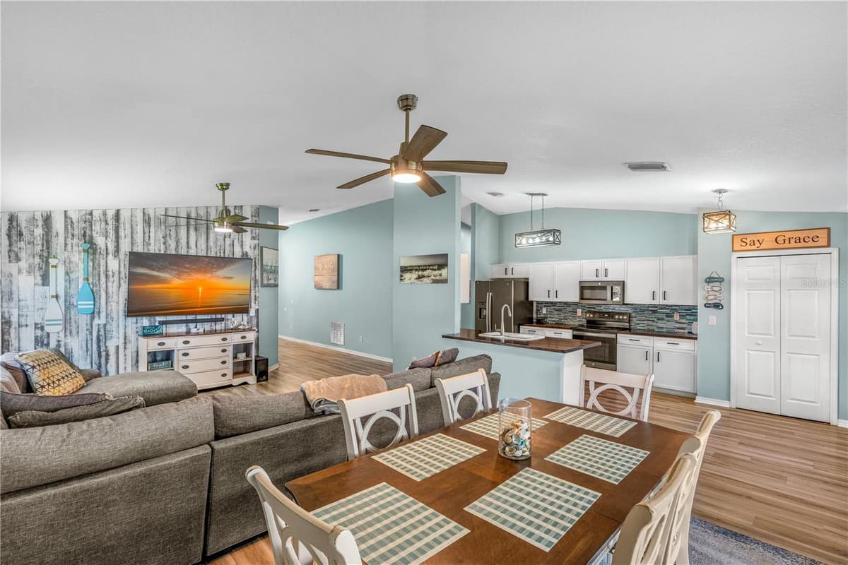 6816 AMICI COURT — photo 18 of 40