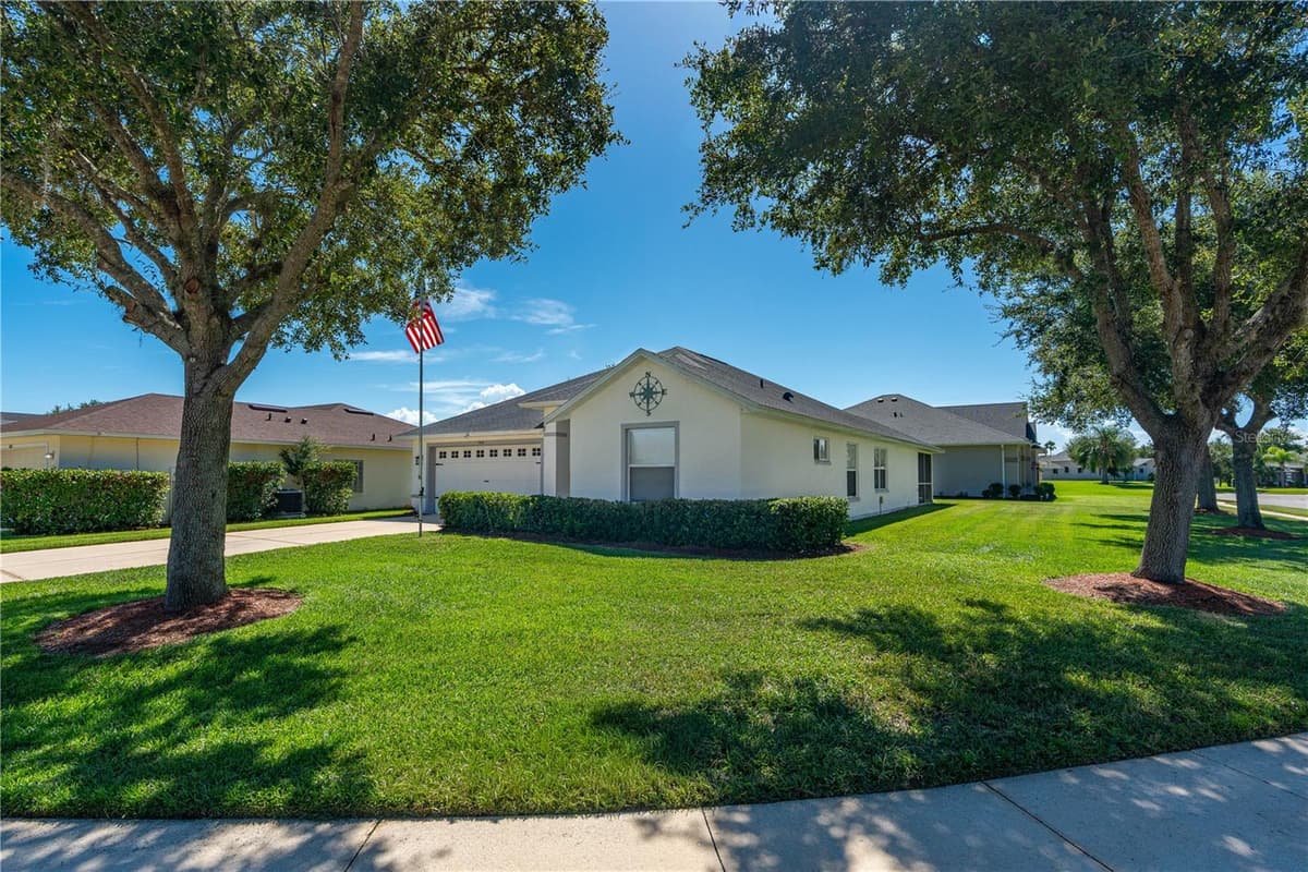 6816 AMICI COURT — photo 4 of 40