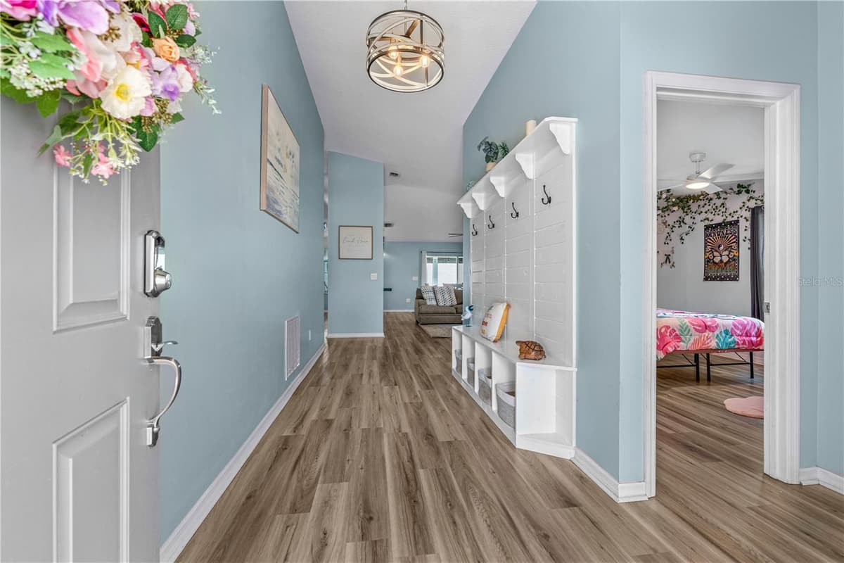 6816 AMICI COURT — photo 11 of 40
