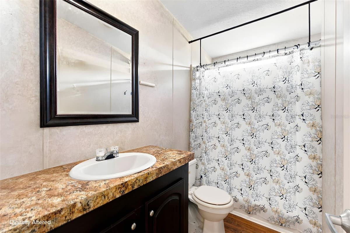4313 ORLANDO AVENUE — photo 10 of 37