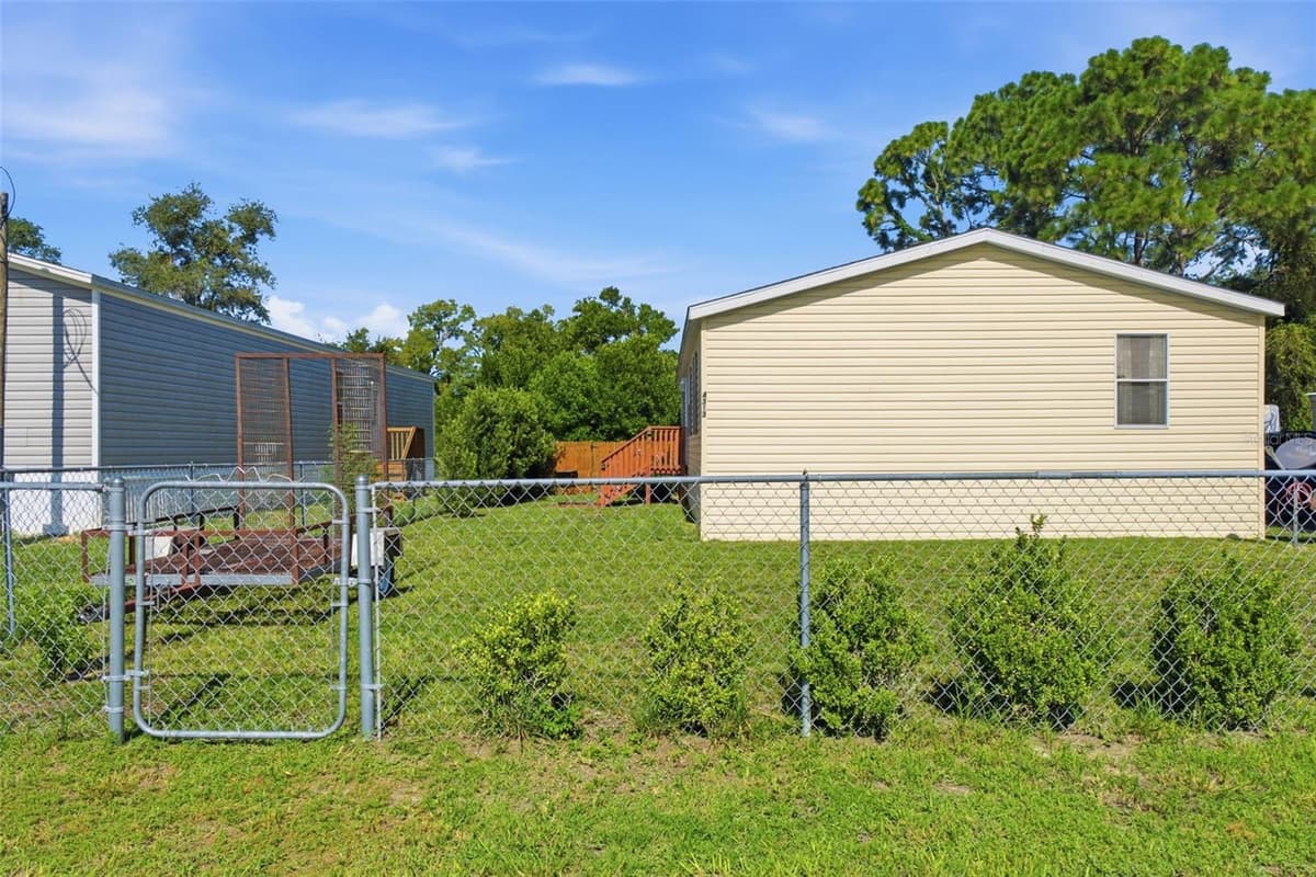 4313 ORLANDO AVENUE — photo 31 of 37