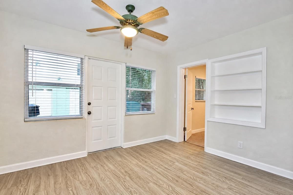 819 WESTMORELAND DRIVE — photo 10 of 37