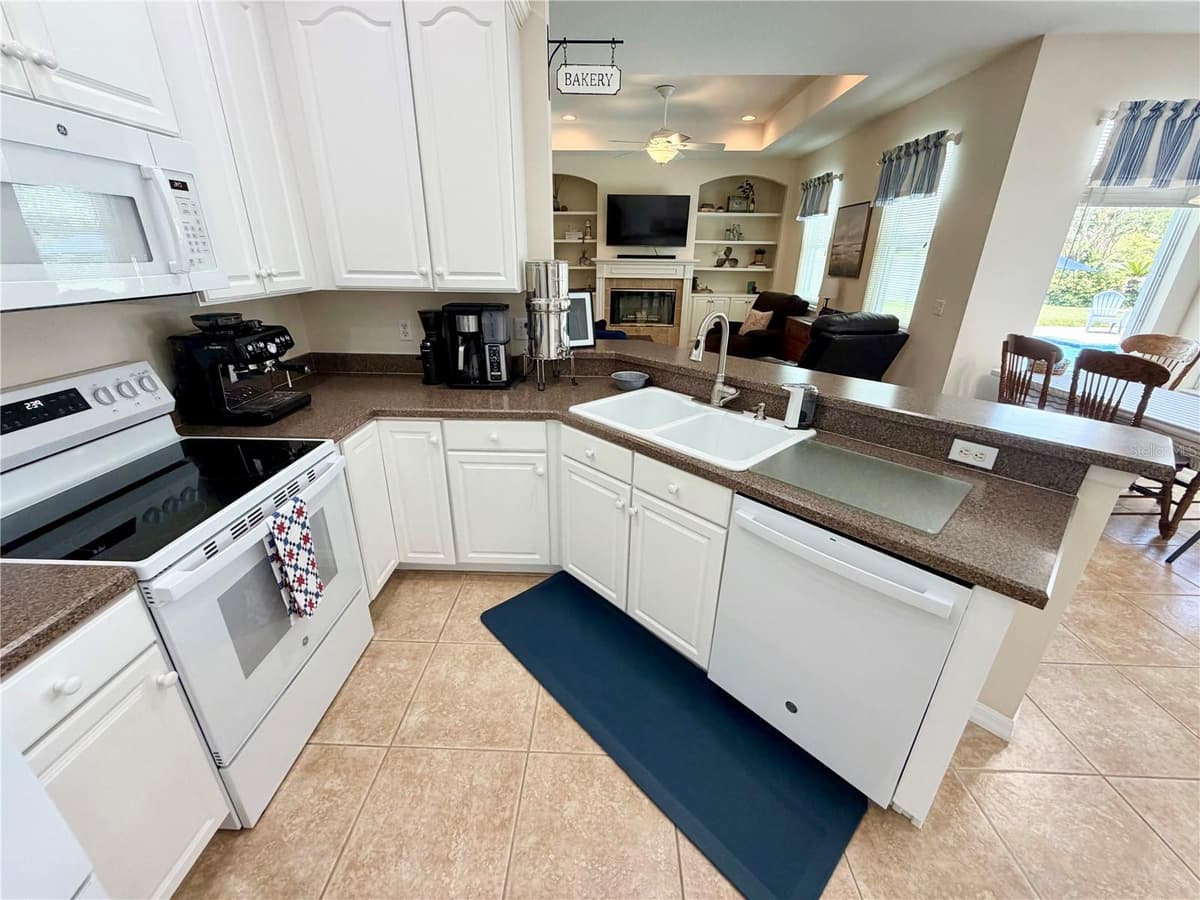 2514 COLONEL FORD DRIVE — photo 36 of 67