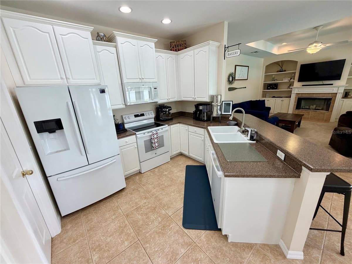 2514 COLONEL FORD DRIVE — photo 34 of 67