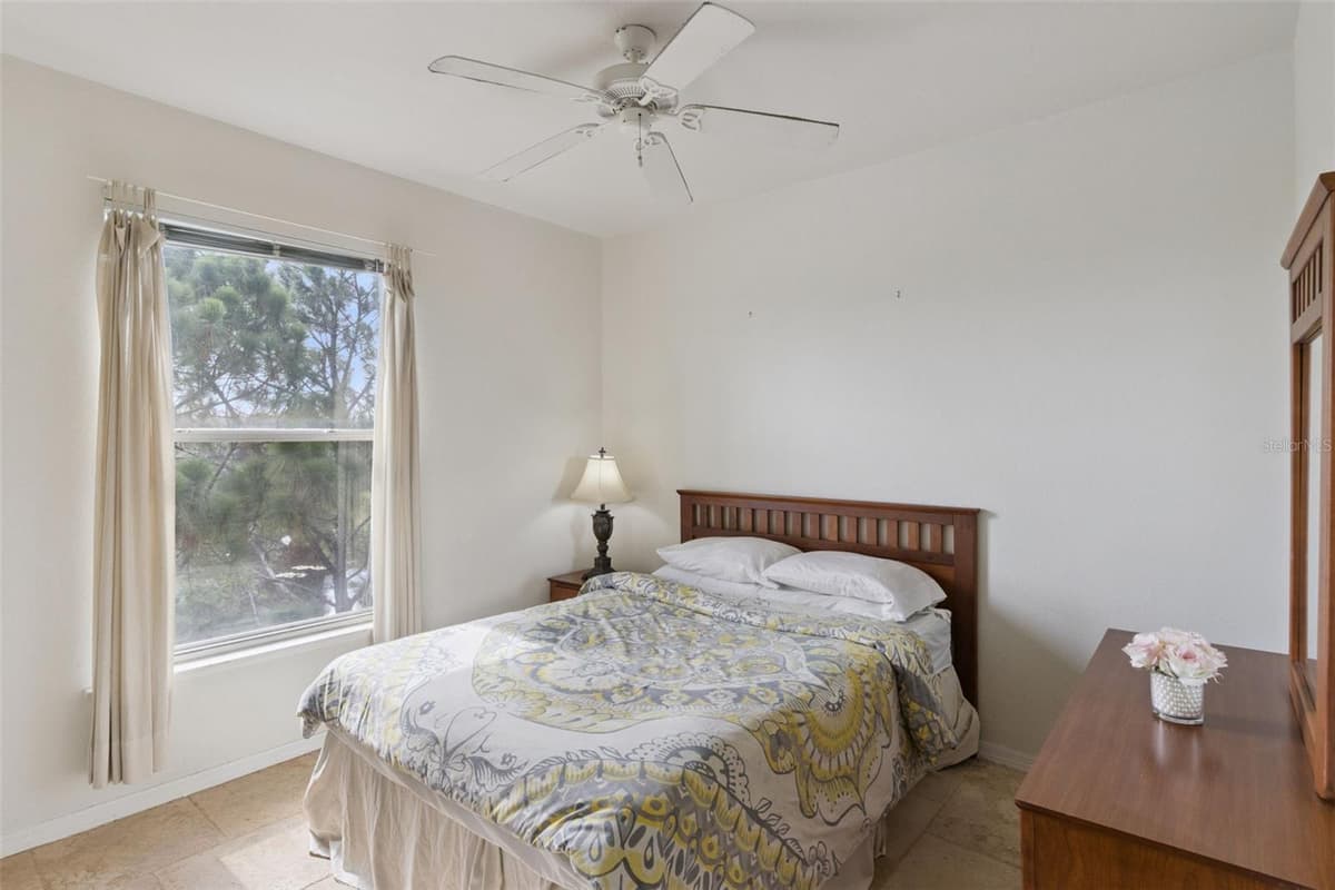 8811 DUNES COURT — photo 19 of 53