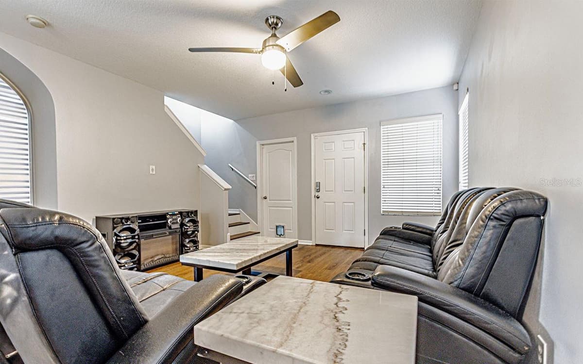 1610 MARSH WOOD DRIVE — photo 3 of 21