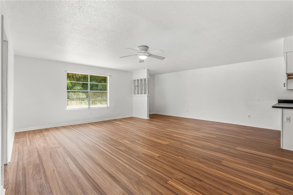 2304 INDIA PALM DRIVE — photo 5 of 32
