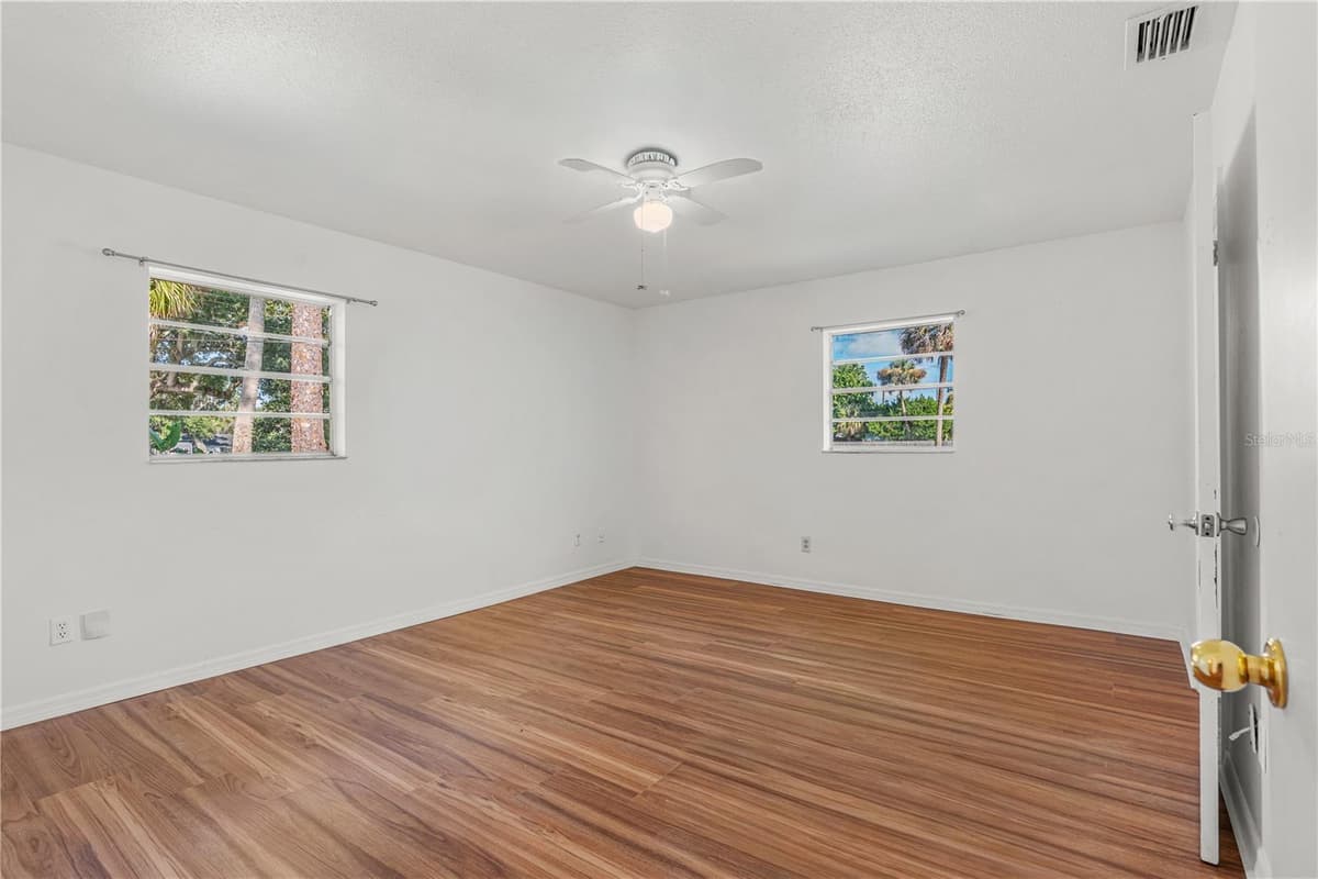 2304 INDIA PALM DRIVE — photo 13 of 32