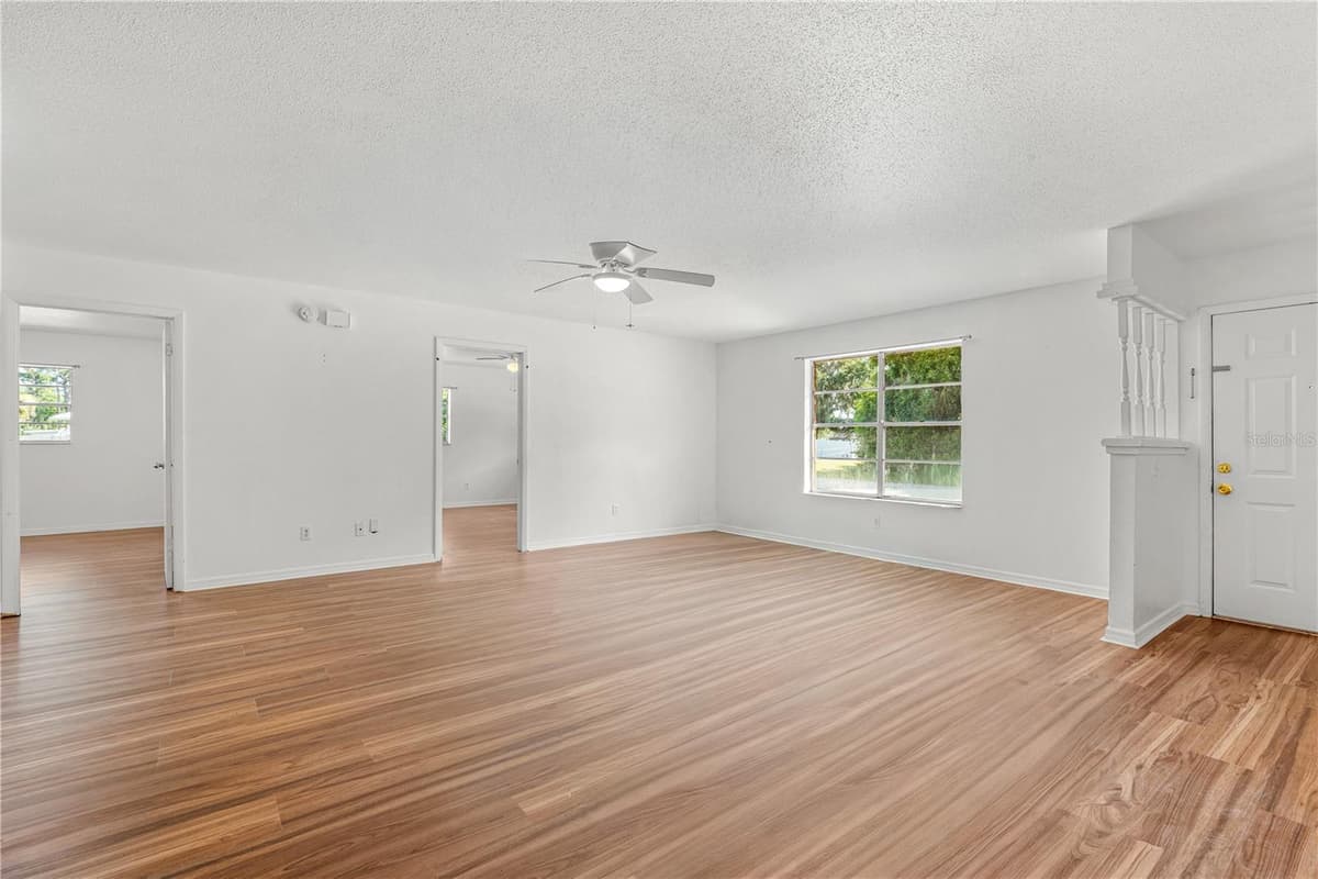 2304 INDIA PALM DRIVE — photo 4 of 32