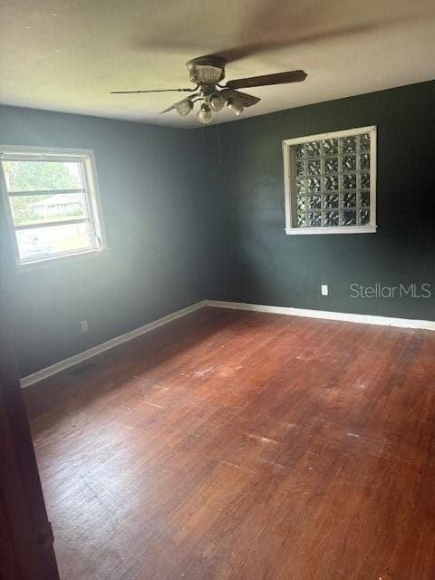 1921 GLENWOOD ROAD — photo 10 of 16
