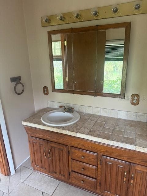 1921 GLENWOOD ROAD — photo 6 of 16