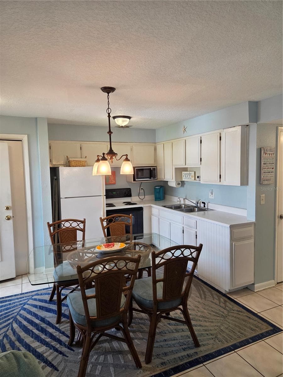 3150 ATLANTIC AVENUE — photo 7 of 29