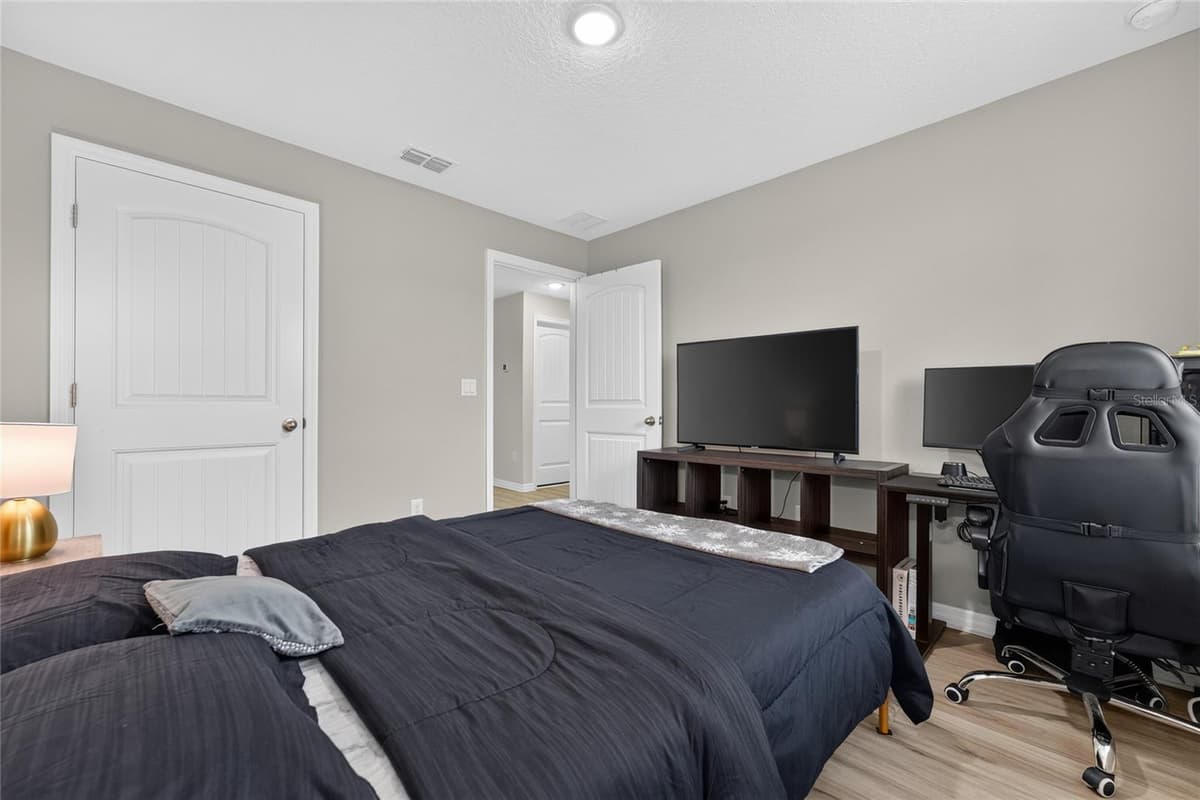 10108 SALT POINT DRIVE — photo 16 of 30
